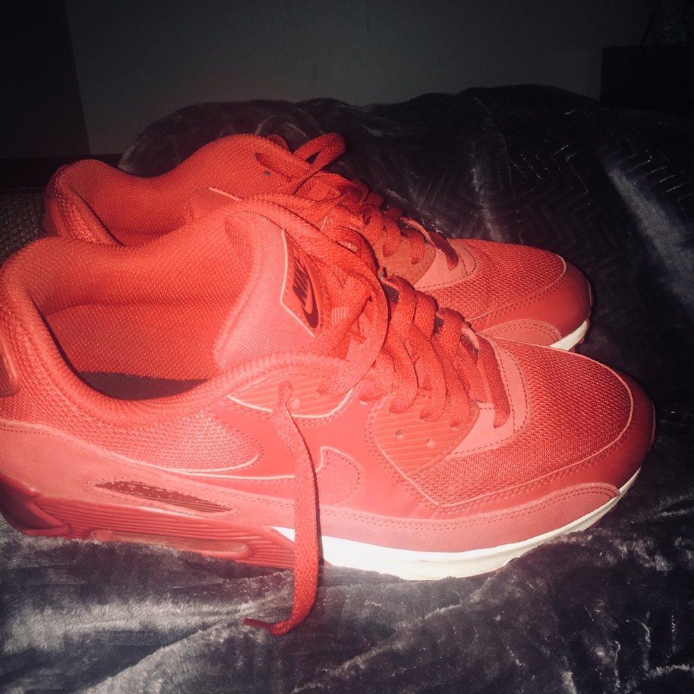 Red Air-Max - Picture 2 of 6